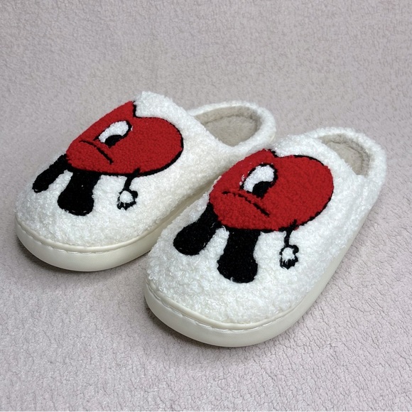 Cozy Valentines Day Heart Indoor/Outdoor Slippers-Unisex 8-9-Cute-Loungewear-NEW - Picture 2 of 7